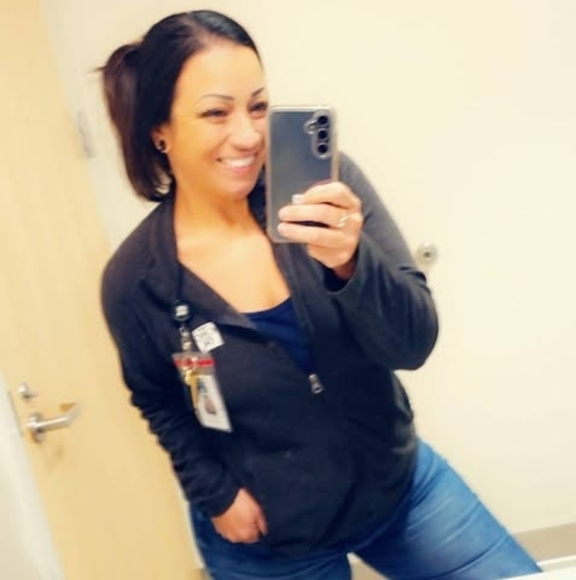 Meet your Posher, Nikki - Picture 1 of 1